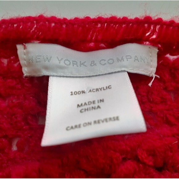 New York & Company Red Infinity Crochet 100% Acrylic Womens Scarf - Picture 3 of 5